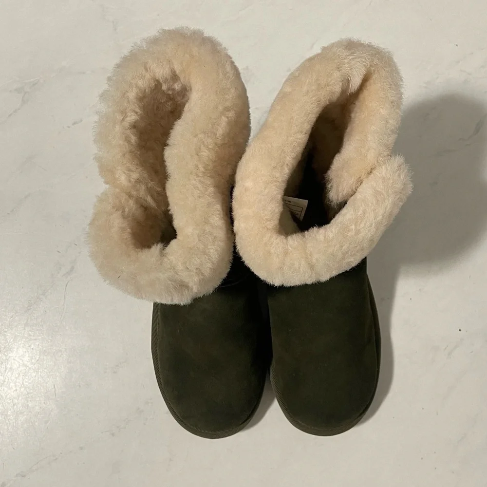 Koolaburra UGG Olive Green Solana Short Leather‎ Sheepskin Boots Size 7